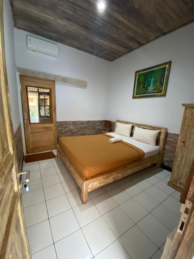 Krisna Homestay Canggu Екстериор снимка